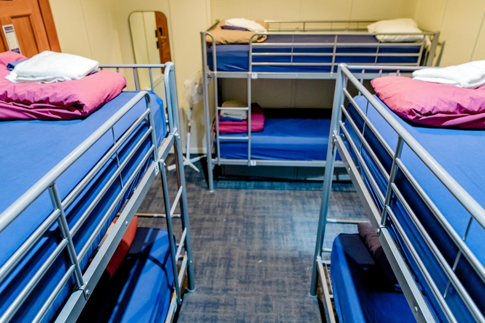 Single Bed 6-Bed Dormitory Room