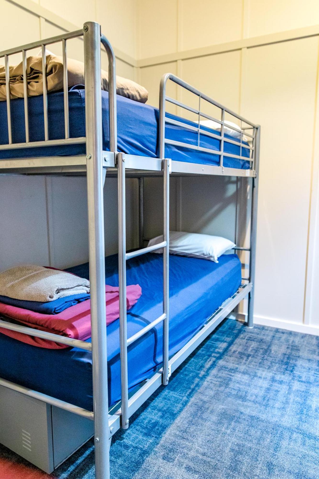 Single Bed 6-Bed Dormitory Room